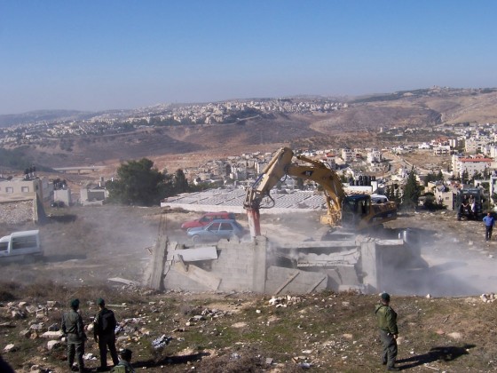 704 Menneskerettsforkjemper i fengsel i Israel.