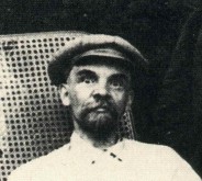 Vladimir Lenin. Vladimir Lenin. Dyr eller menneske?