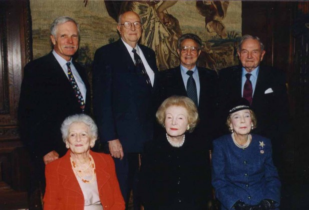 soros-and-rockefeller Det er som om verden er styrt av andre krefter enn våre folkevalgte. Hvem?