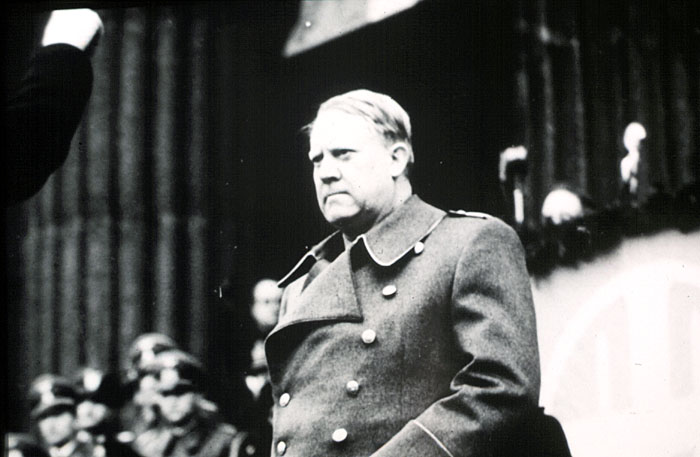 Quisling talte i årene 1922-1930 mot det han kaller forræderne i London, og for kampen mot bolsjevismen.